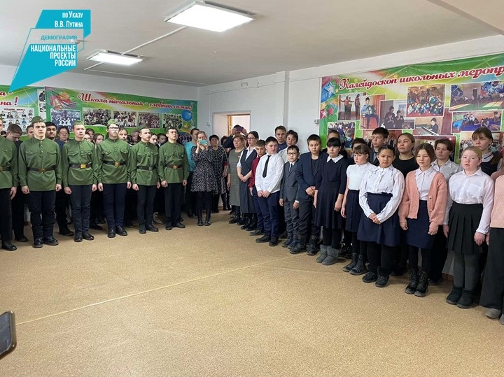 Парту героя открыли в Маловской школе Баунтовского района Бурятии.